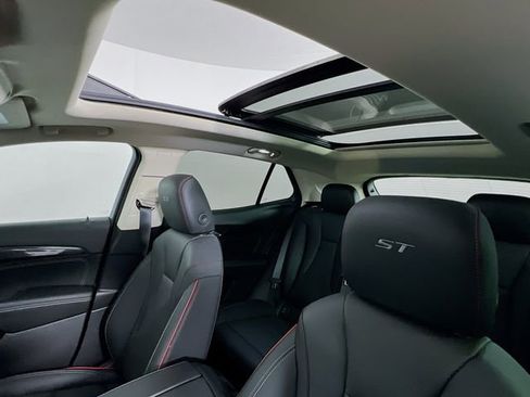 Certified 2023 Buick Envision Essence w/ Technology Package II image 22