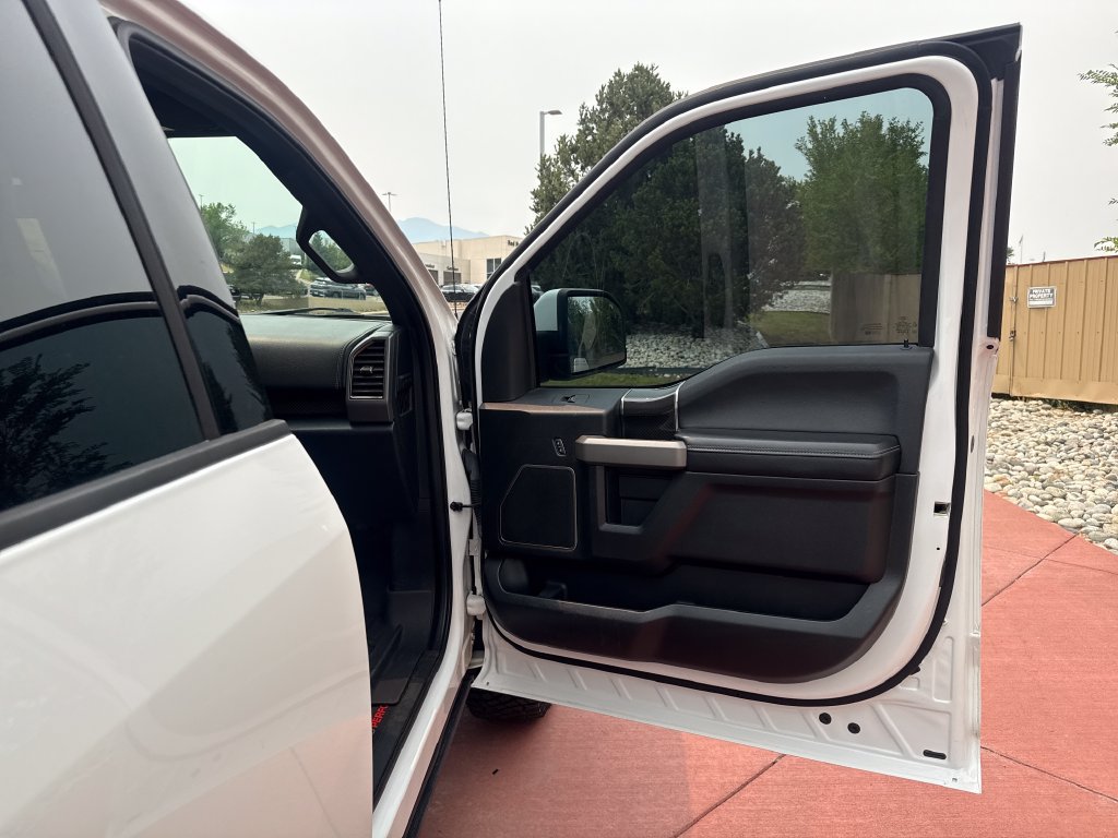 Used 2019 Ford F150 Raptor w/ Equipment Group 802A Luxury AWD/4WD image 28