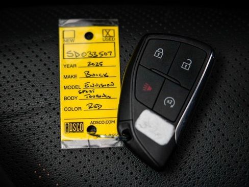 Used 2025 Buick Envision Sport Touring image 34