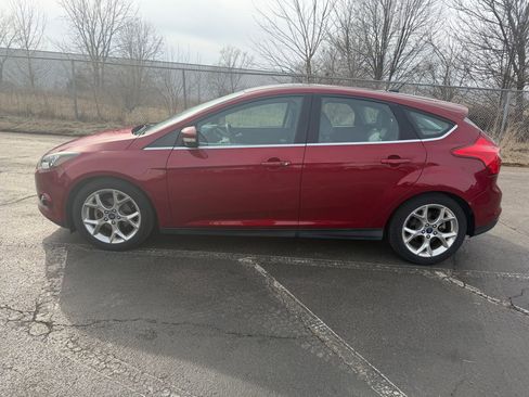 Used 2014 Ford Focus Titanium image 10