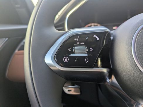 New 2026 Jaguar F-PACE R-Dynamic S image 27