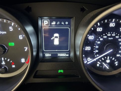 Used 2018 Hyundai Santa Fe Sport w/ 2.4L Value Package 02 image 18