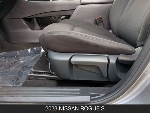 Certified 2023 Nissan Rogue S FWD image 15