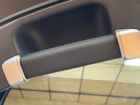 Used 2020 Jaguar F-TYPE Coupe image 22