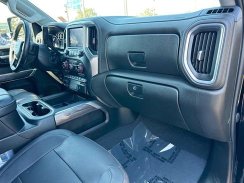 Certified 2022 Chevrolet Silverado 2500 LTZ w/ LTZ Convenience Package AWD/4WD image 21