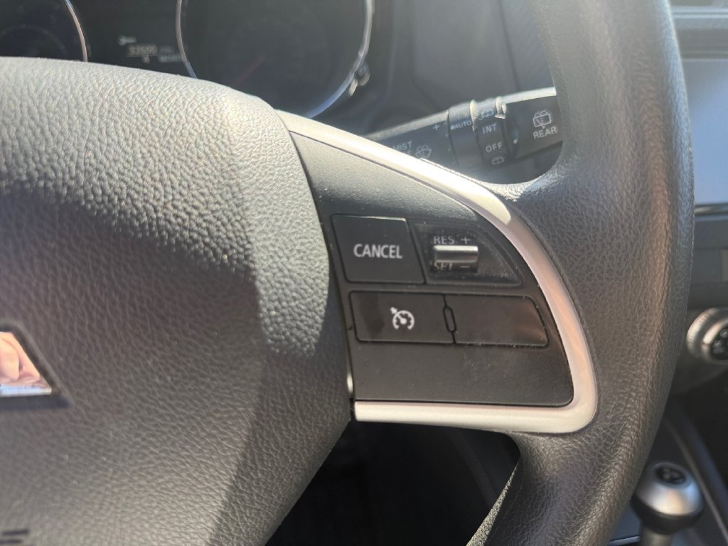 Used 2021 Mitsubishi Outlander Sport ES AWD/4WD image 35