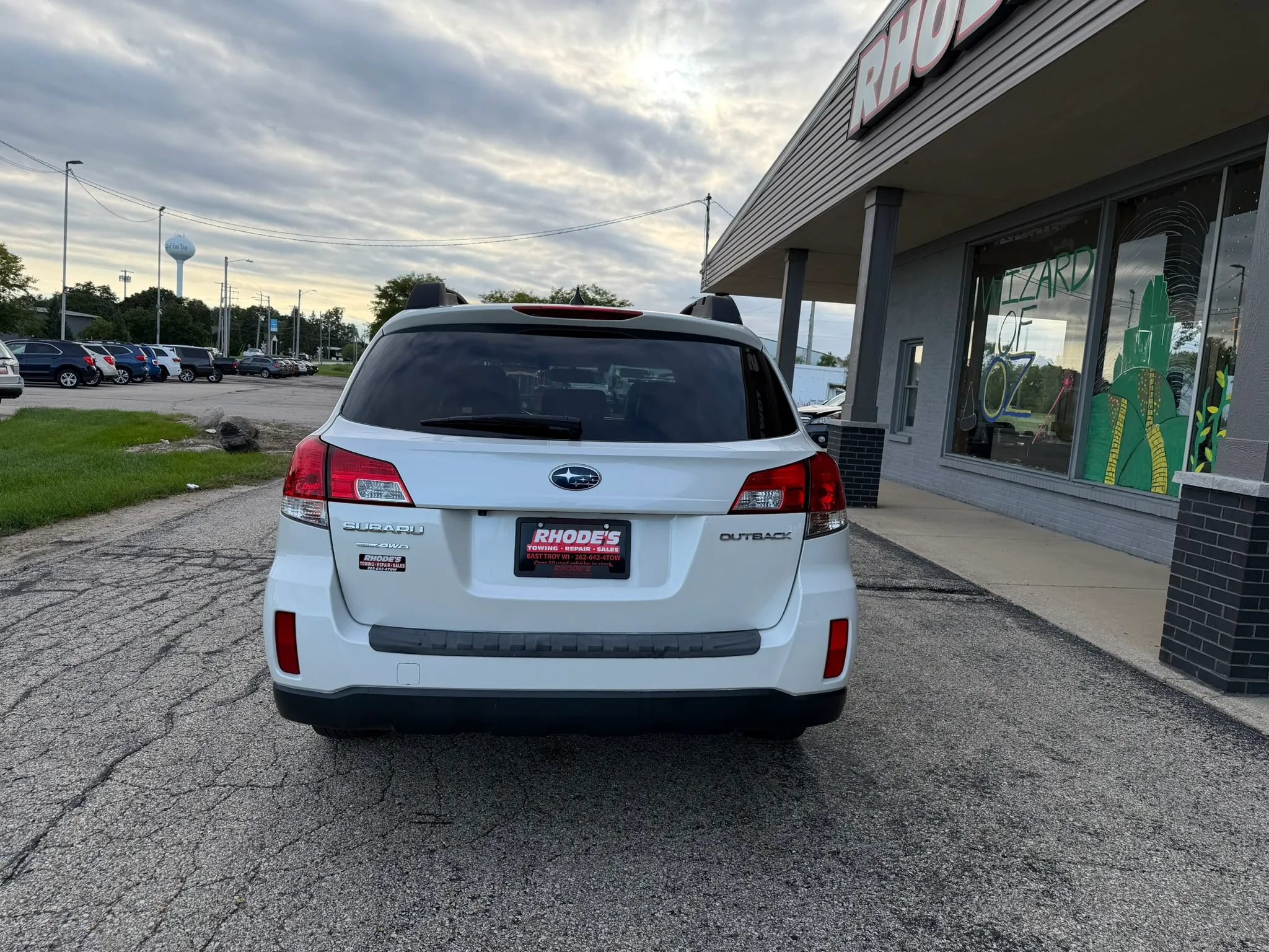 Used 2014 Subaru Outback 2.5i Limited AWD/4WD image 4