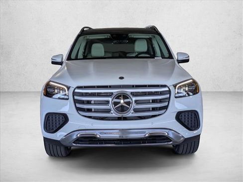 New 2026 Mercedes-Benz GLS 450 4MATIC image 6