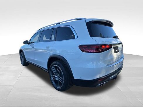 Used 2026 Mercedes-Benz GLS 450 4MATIC image 4