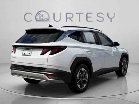 Used 2025 Hyundai Tucson SEL FWD image 5