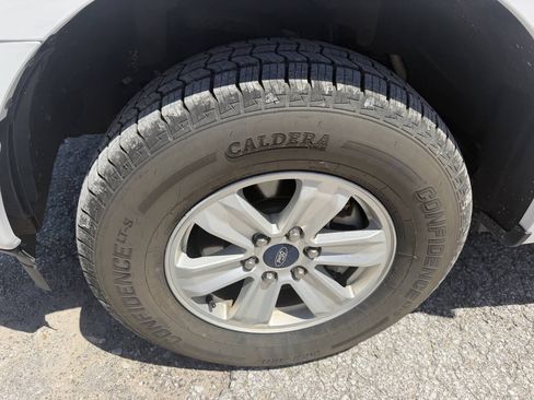 Used 2018 Ford F150 XL w/ Equipment Group 101A Mid AWD/4WD image 9
