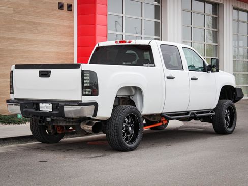 Used 2013 GMC Sierra 2500 SLE w/ SLE Preferred Package image 3