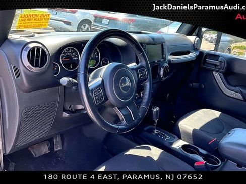 Used 2017 Jeep Wrangler Unlimited Sport w/ Connectivity Group AWD/4WD image 11