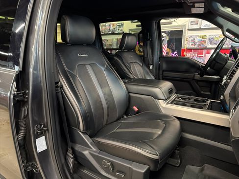 Used 2020 Ford F350 Platinum w/ FX4 Off-Road Package image 20