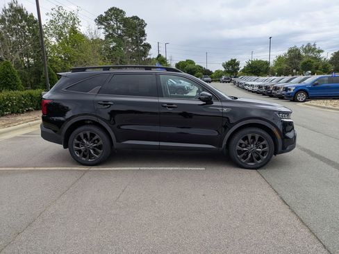 Used 2022 Kia Sorento SX Prestige AWD/4WD image 3