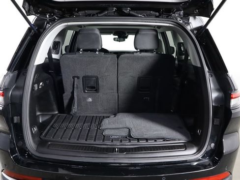 Used 2024 Jeep Grand Cherokee L Laredo AWD/4WD image 18