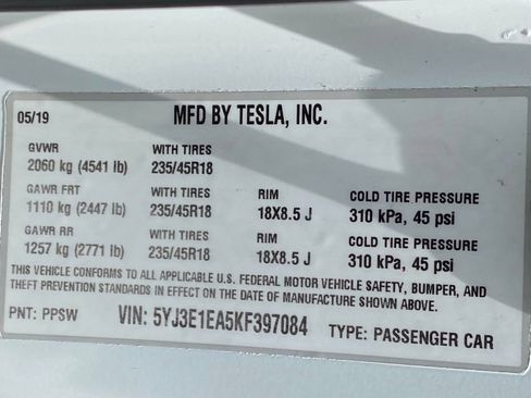 Used 2019 Tesla Model 3 Standard Range RWD image 41
