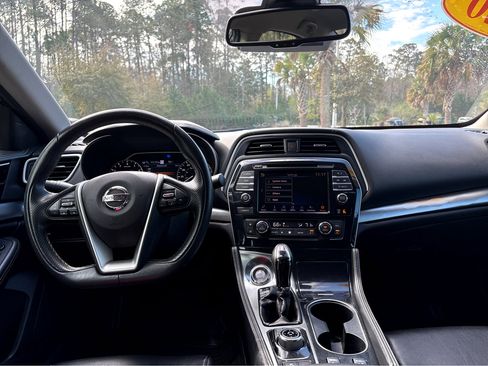 Used 2020 Nissan Maxima 3.5 SV w/ Floor Mat Group image 4