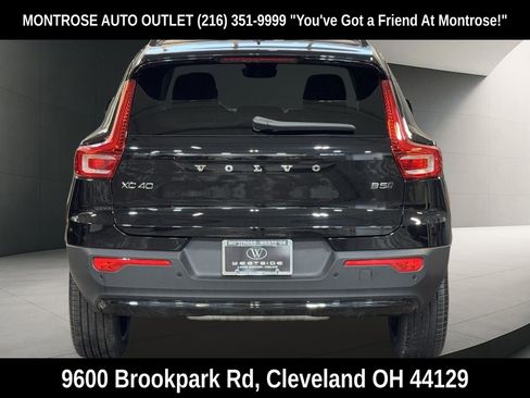 New 2026 Volvo XC40 B5 Plus w/ Protection Package Premier AWD/4WD image 4