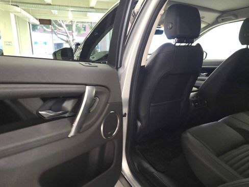 Certified 2025 Land Rover Discovery Sport S image 12