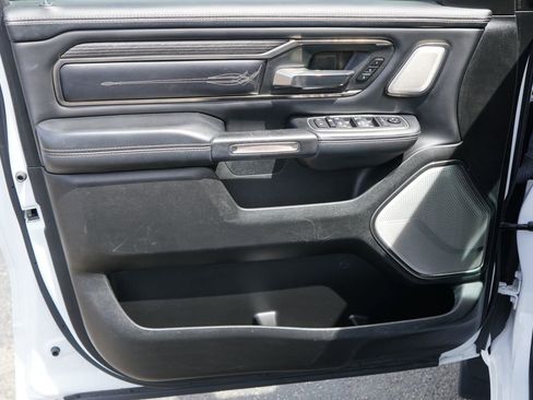 Used 2021 RAM 1500 Limited AWD/4WD image 12