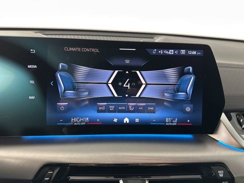 New 2026 BMW X2 xDrive28i image 19