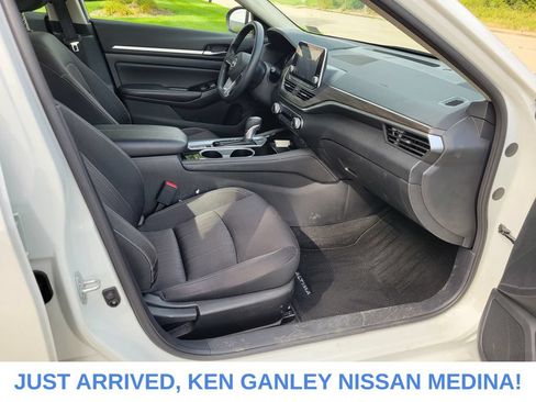 Certified 2023 Nissan Altima 2.5 SV AWD/4WD image 22