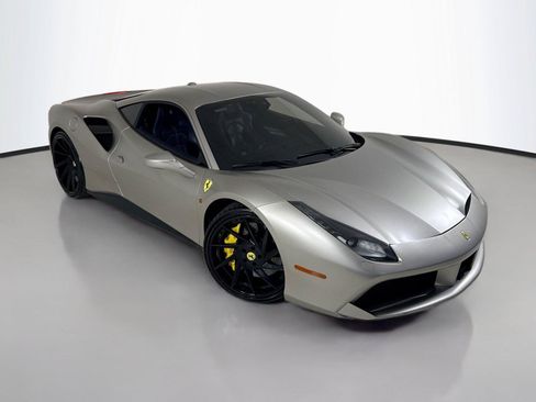 Used 2016 Ferrari 488 GTB RWD image 38