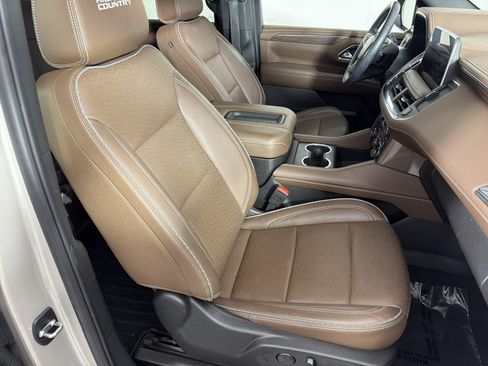 Used 2024 Chevrolet Tahoe High Country AWD/4WD image 33