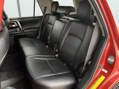 Used 2021 Toyota 4Runner TRD Off-Road Premium image 15