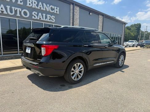 Used 2021 Ford Explorer Limited w/ Equipment Group 301A AWD/4WD image 7