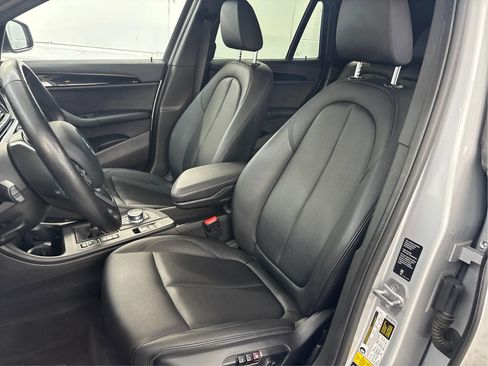 Used 2021 BMW X1 xDrive28i w/ Convenience Package image 13