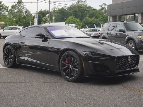 Used 2023 Jaguar F-TYPE R AWD/4WD image 2