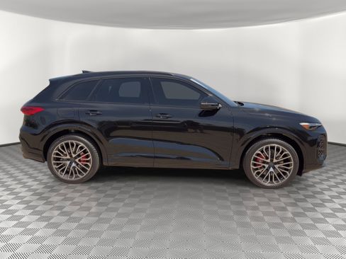New 2026 Audi SQ5 Premium Plus AWD/4WD image 8