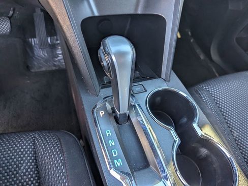 Used 2015 Chevrolet Equinox LT image 14