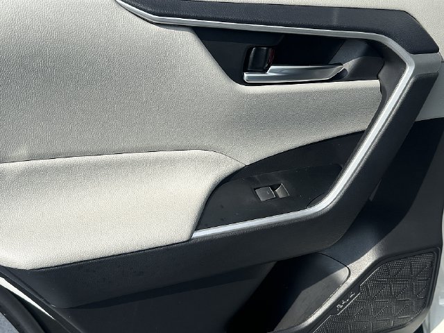 Certified 2024 Toyota RAV4 XLE w/ Convenience Package FWD image 20