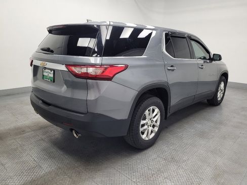 Used 2018 Chevrolet Traverse LS FWD image 9