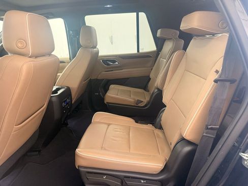 Used 2021 Chevrolet Tahoe Premier AWD/4WD image 6