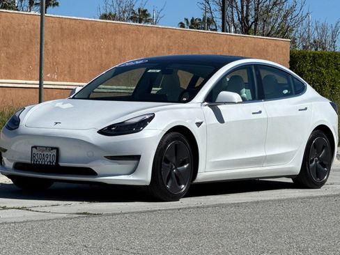 Used 2020 Tesla Model 3 Long Range AWD/4WD image 8