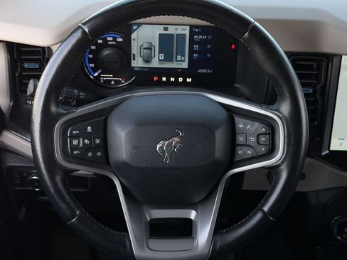 Used 2022 Ford Bronco Wildtrak AWD/4WD image 13