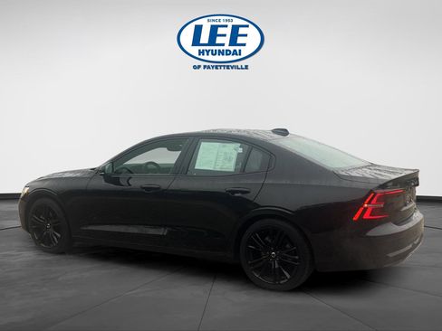 Used 2024 Volvo S60 B5 Plus w/ Climate Package image 4