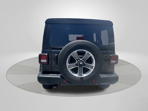 Certified 2022 Jeep Wrangler Unlimited Sahara image 6