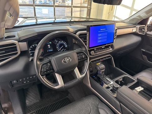 Used 2022 Toyota Tundra Limited image 17