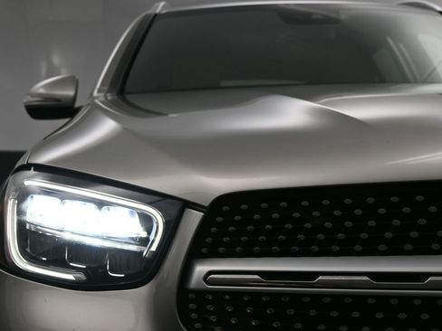 Used 2022 Mercedes-Benz GLC 300 GLC 300 image 13