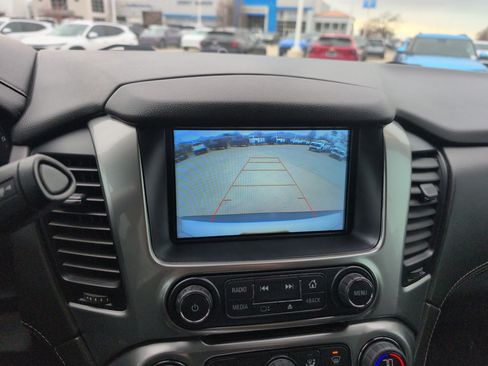 Used 2019 Chevrolet Tahoe LT image 18