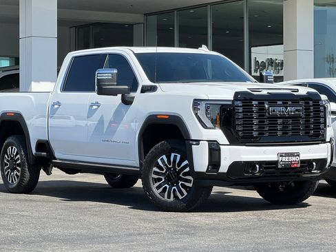 New 2026 GMC Sierra 2500 Denali Ultimate AWD/4WD image 2