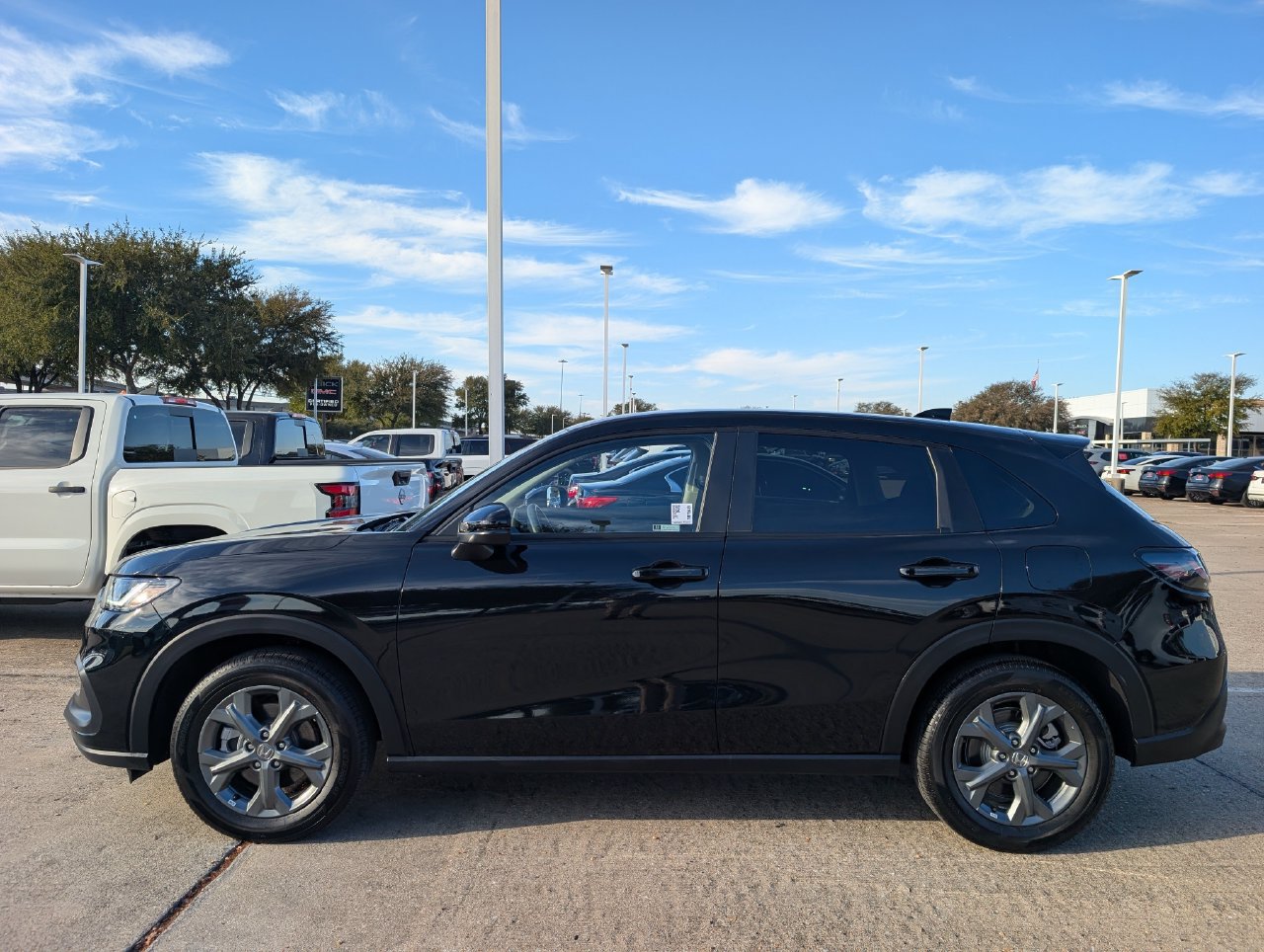 Used 2026 Honda HR-V LX image 3