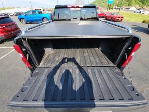 Used 2022 Chevrolet Silverado 1500 High Country w/ High Country Premium Package image 20