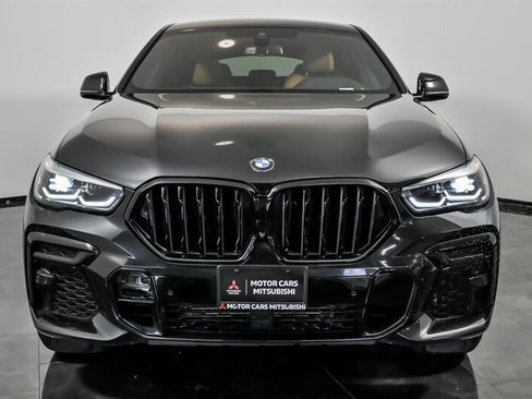 Used 2023 BMW X6 xDrive40i w/ M Sport Package AWD/4WD image 4