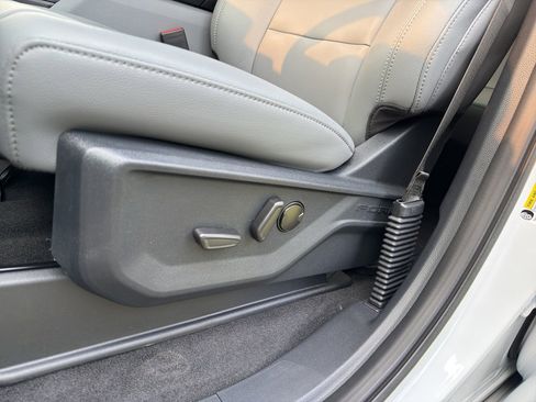 New 2025 Ford F150 Lightning Flash image 18